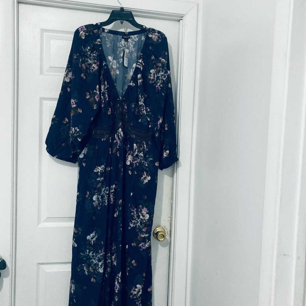 Elegant Floral Maxi Dress